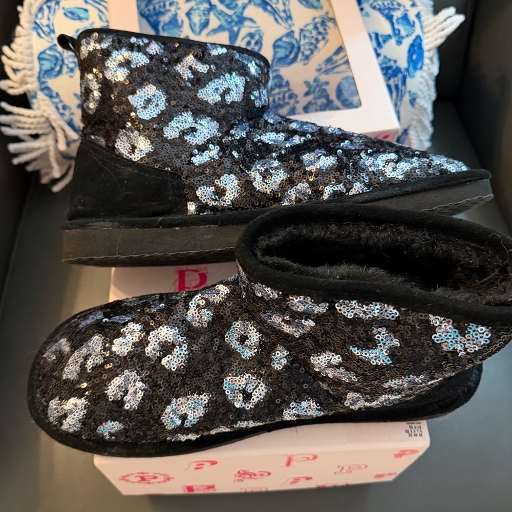 PINK Sequin Black and Silver Boots - Picture 3 of 9